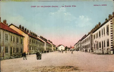 Campo de Valdahon (Doubs) — A Grande Allée — Edição A. GIROD