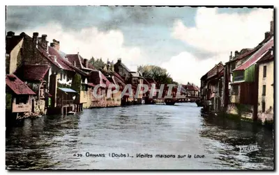 Ornans (Doubs) — Velhas casas na Loue — Prouv