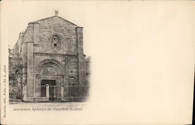 Antiga Abadia de Charlieu (Loire) — vista da facha — editor Hachette, Paris