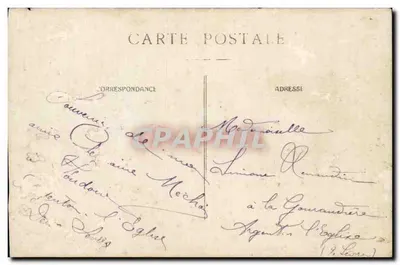 Jovem mulher com vestido escuro — com planta — carta postal — Verso