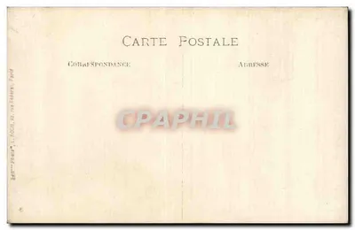 Woman in front of an ornate entrance door — publisher L. NOCH, Paris — Back