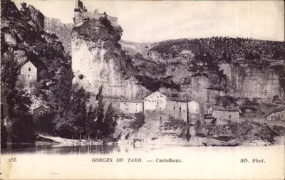 Gorges do Tarn — Castelbouc — ND. Fot.
