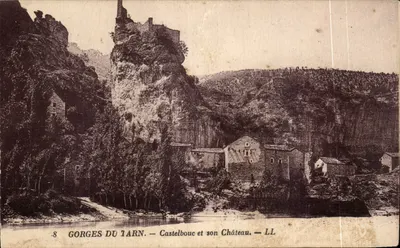 Gorges do Tarn — Castelbouc e seu Castelo — LL