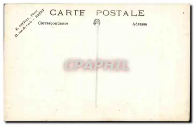 Jeune femme en robe blanche — décor de forêt — E. VIERHUT, BREST — Rewers