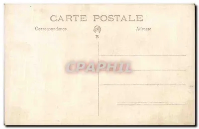 Duas mulheres — pose diante de uma porta de madeira — — Verso