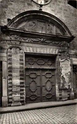 Porta da Igreja dos Penitentes Negros — Hérau — PEZENAS
