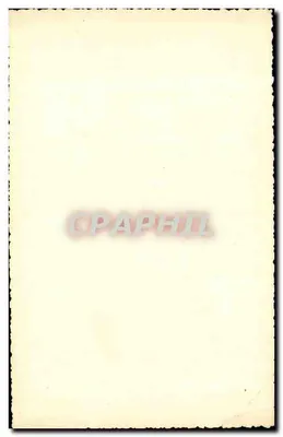 Criança em um campo — vestindo uma camisa de bolinhas e um chapéu — carte postale antiga — Verso