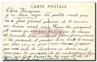 Homem com capa vermelha sob a chuva — desenho de Chey — editor não visível — Verso