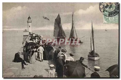 Le Tréport — Farol e barcos a vela — J. Jelis