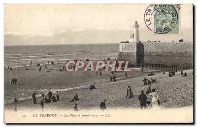 Le Tréport — A Praia com maré baixa — LL.