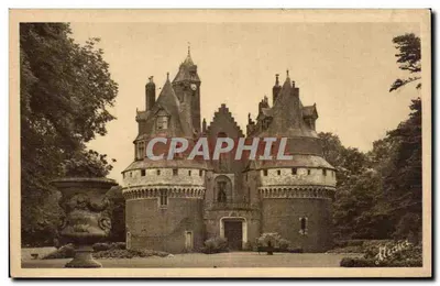 O Castelo de Rambures — visto da estrada — Edição de Hélio d'Art