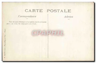 Grupo de militares — uniformes com botões — R. Guittenaud, Paris — Verso