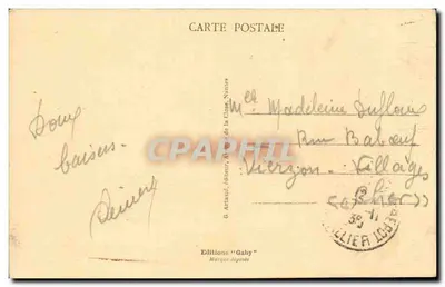 Montluçon — Plac Prefektury — Katedra Notre-Dame i Prefektura — Rewers