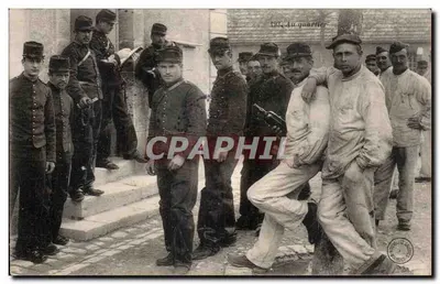 Soldats et hommes en tenue civile — Au quartier — 1913 — Éditeur : L. Boullet, Paris