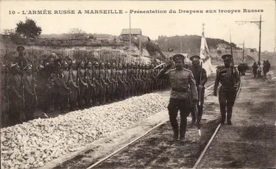 Die russische Armee in Marseille — Präsentation des Fahnen an die russischen Truppen — Verlag: n°10
