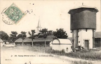 Camp d'Avor (Cher) — O Castelo de Água — Coll. E. L.