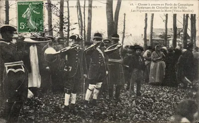 Chasse à courre en Forêt de Compiègne — Équipages de Chézelles et de Vallon, Les Piqueurs sonnent la Mort (Vieux-Moulin) — Éditeur : Obtenu avec les Plaques Jouga