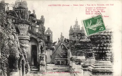 Haüterives (Drôme) — Palácio Ideal — Vista da Terrasse, lado Sul — Cavalo, autor do Palácio (Reprodução proibida)