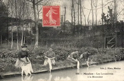 Meulan - As Lavadeiras na Montcient — Edit. J. Klein, Meulan — n° 166