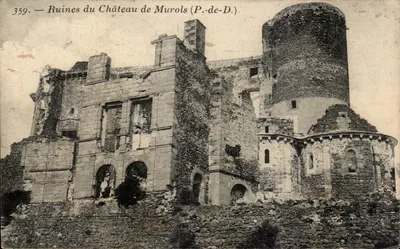 Ruínas do Castelo de Murols (P.-de-D.) — n° 359 — editor não visível