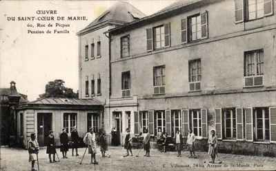 Œuvre du Saint-Cœur de Marie, 60, Rue de Picpus — Pension de Famille — E. Villemont, 74 bis Avenue de St-Mandé, Paris