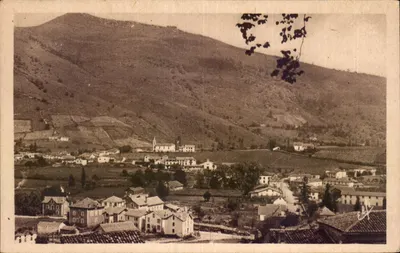 Ispoure e Saint-Jean-Pied-de-Port — Valle della Nive — Edizioni Laououche Frères