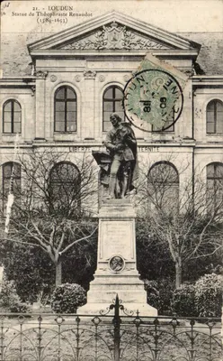 Loudun — Estátua de Théophraste Renaudot (1584-1653) — Grand Bazar