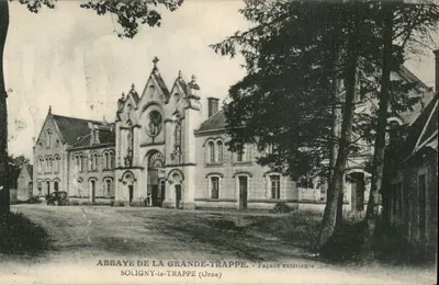 Abadia de La Grande-Trappe — Fachada externa — Soligny-la-Trappe (Orne)