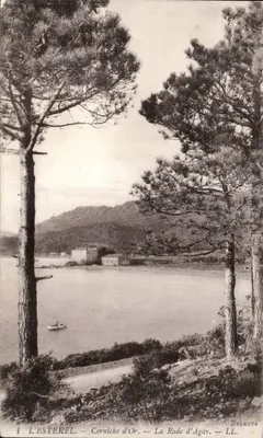 L'ESTEREL — Corniche d'Or — La Rade d'Agay — Selecta
