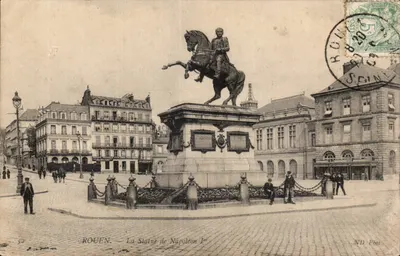 Rouen — A Estátua de Napoleão I — ND Phot
