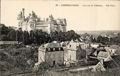 PierreFonds — Widok na Zamek — ND Phot.