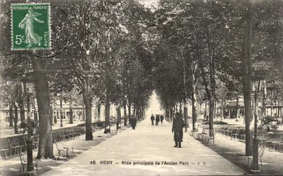 Vichy — Avenida principal do Antigo Parque — J. O.