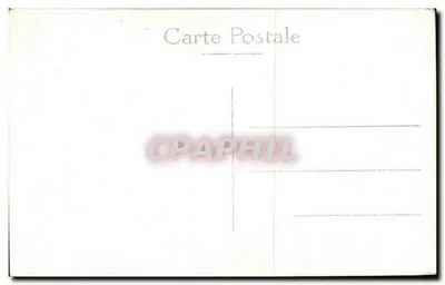 Grupo de soldados — poses sobre tronco de árbol — Tarjeta postal — Reverso