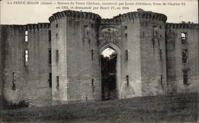 LA FERTÉ-MILON (Aisne) — Ruínas do Velho Castelo, construído por Luís d'Orléans, irmão de Carlos VI, em 1392, e demolido por Henrique IV em 1594 — Editor: Lefèvre-Dupuis