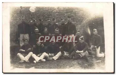 Groupe de soldats — France — éditeur inconnu, n° de série non visible