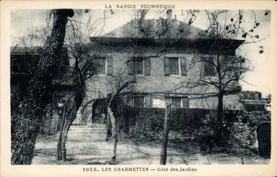 Les Charmettes — Lado dos Jardins — La Savoie Touristique, n°1075