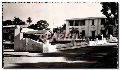 Conakry — A Câmara de Comércio — Editor: La Carte Africaine