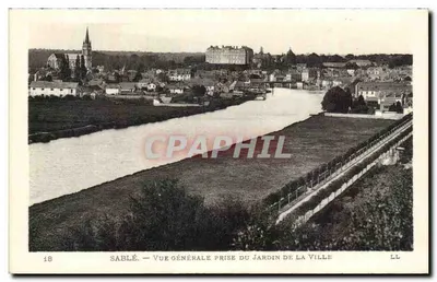 Sablé — Vista geral tirada do jardim da cidade — LL