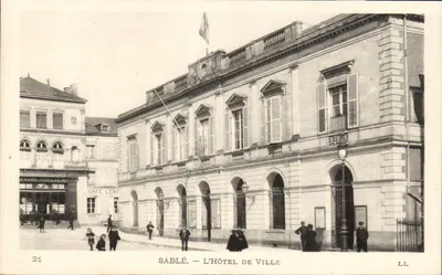 Sablé — O Hotel de Ville — LL