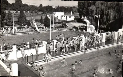 Piscine de Bellerive — Stade Nautique — Édition de l'Hôtel de Ville - Vichy