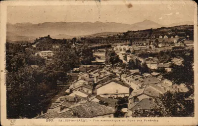 Salies-du-Salat — Vista panorâmica e fundo dos Pirineus — Fototipia Latham & Frères, Toulouse, n° 580