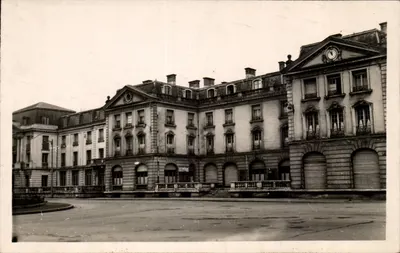 Longwy (Meurthe-et-Moselle) — O Hotel de Ville — Edições G. Reant, Paris
