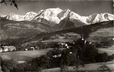 Bilhete postal semimoderno Bilhete postal semimoderno — Vista geral e o Monte Branco
