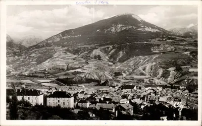 Embrun — Widok ogólny — Wydawnictwo « La Cigegne »