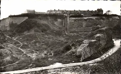 O Castelo de Sépans — Ardenas — Edições G. BEANT, Paris
