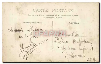 Deux jeunes femmes — en extérieur, avec album — éditeur inconnu, n° de série non visible — Verso