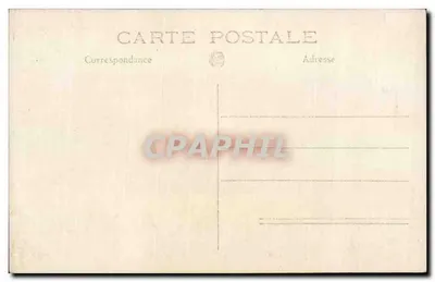 Kobieta w pelerynie z futrem trzymająca parasol — Plac République, Algier — Nie wydana karta pocztowa — Rewers
