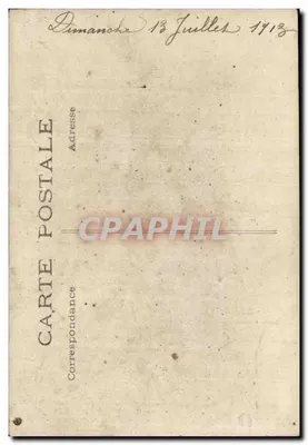 Giovane donna in abito lungo e cappello — con un ombrello chiuso — editore sconosciuto — Verso