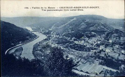 Vale da Meuse — Château-Regnault-Bogny. Vista panorâmica para Laval-Dieu — Editor Floquet, Montcey.