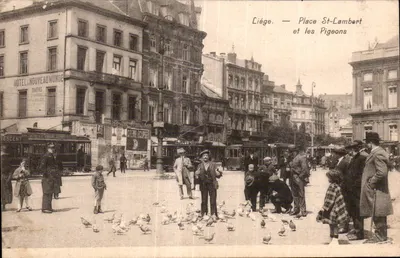 Liège — Place St-Lambert et les Pigeons — Maison Gérard, Liège